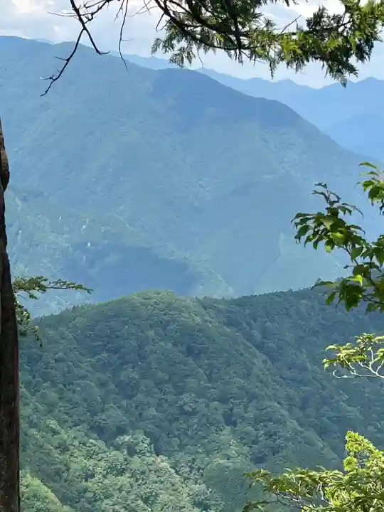 三峯神社奥宮(埼玉県)