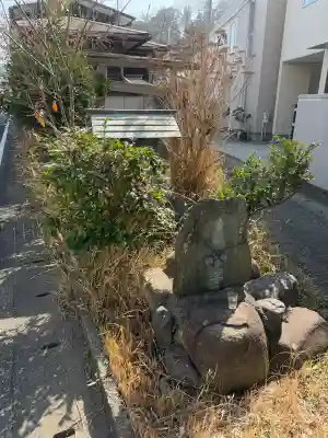 祠の{uncategorized: "未分類", other: "その他", undefined: "問題あり", building: "その他建物", grave: "お墓", sacred_gate: "鳥居", guardian: "狛犬", statue: "像", buddha: "仏像", history: "歴史", nature: "自然", garden: "庭園", animal: "動物", pagoda: "塔", temizu: "手水舎", mountain_gate: "山門・神門", sanctuary: "本殿・本堂", subordinate: "末社・摂社", art: "芸術", scenery: "景色", jizo: "地蔵", ema: "絵馬", goshuin: "御朱印", omikuji: "おみくじ", items: "授与品その他", amulet: "お守り", goshuincho: "御朱印帳", eats: "食事", festival: "お祭り", votive_dance: "神楽", shichigosan: "七五三参", wedding: "結婚式", experience: "体験その他", initially: "初詣", around: "周辺", anti_infection: "感染症対策"}