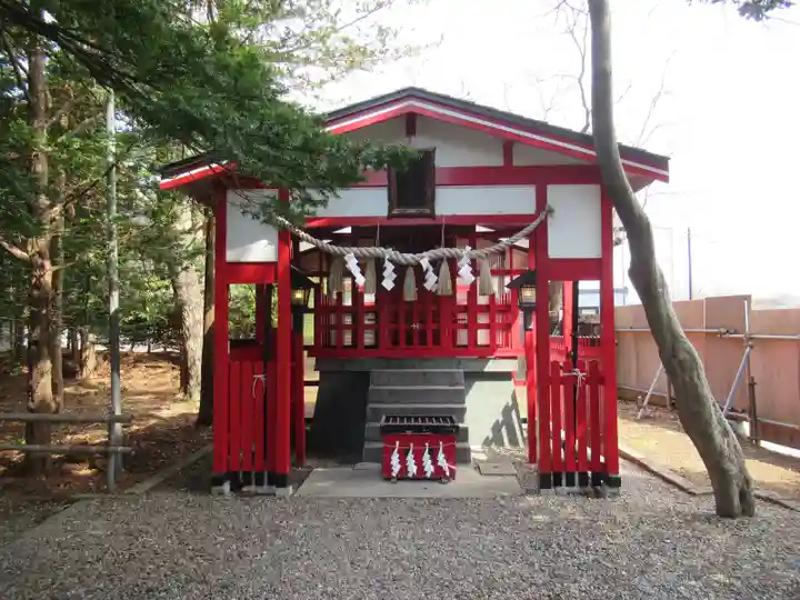 湯倉神社の末社・摂社