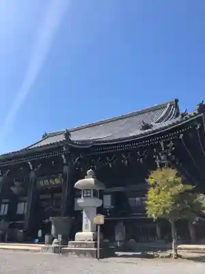 清凉寺の本殿・本堂