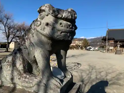 笠屋神社の狛犬