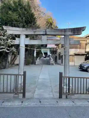 諏訪神社の鳥居