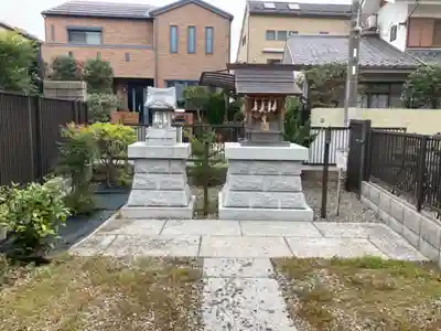 大天稲荷宮の末社・摂社