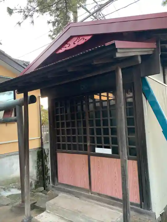 和多利稲荷の本殿・本堂