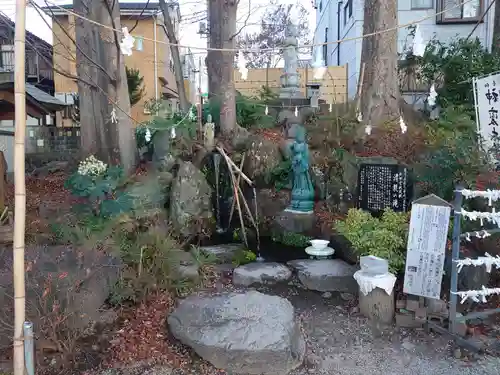 秩父今宮神社の庭園