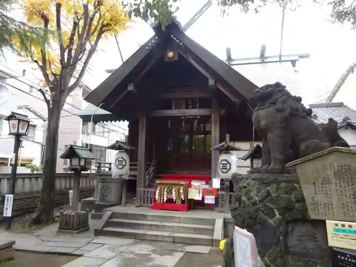 三島神社の本殿・本堂