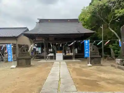 椿ノ海　水神社の{uncategorized: "未分類", other: "その他", undefined: "問題あり", building: "その他建物", grave: "お墓", sacred_gate: "鳥居", guardian: "狛犬", statue: "像", buddha: "仏像", history: "歴史", nature: "自然", garden: "庭園", animal: "動物", pagoda: "塔", temizu: "手水舎", mountain_gate: "山門・神門", sanctuary: "本殿・本堂", subordinate: "末社・摂社", art: "芸術", scenery: "景色", jizo: "地蔵", ema: "絵馬", goshuin: "御朱印", omikuji: "おみくじ", items: "授与品その他", amulet: "お守り", goshuincho: "御朱印帳", eats: "食事", festival: "お祭り", votive_dance: "神楽", shichigosan: "七五三参", wedding: "結婚式", experience: "体験その他", initially: "初詣", around: "周辺", anti_infection: "感染症対策"}