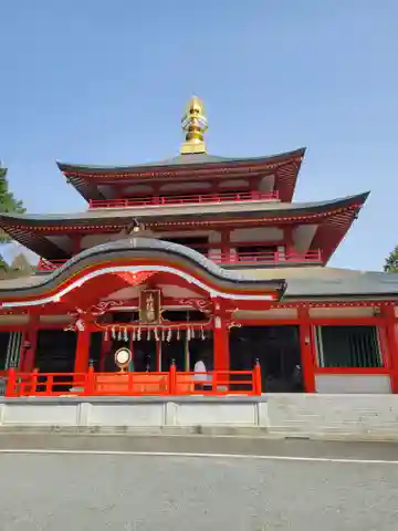 播州成田山法輪寺の本殿・本堂