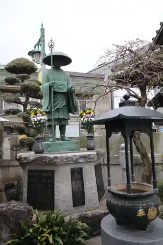 成田山川越別院の像