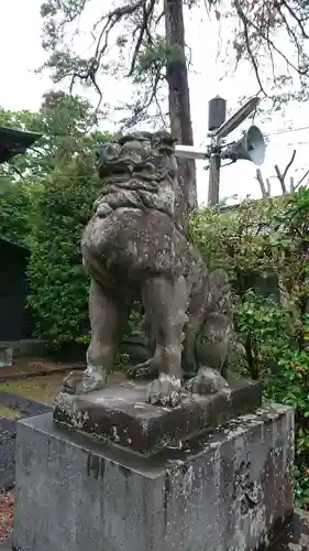 忍　諏訪神社・東照宮　の狛犬