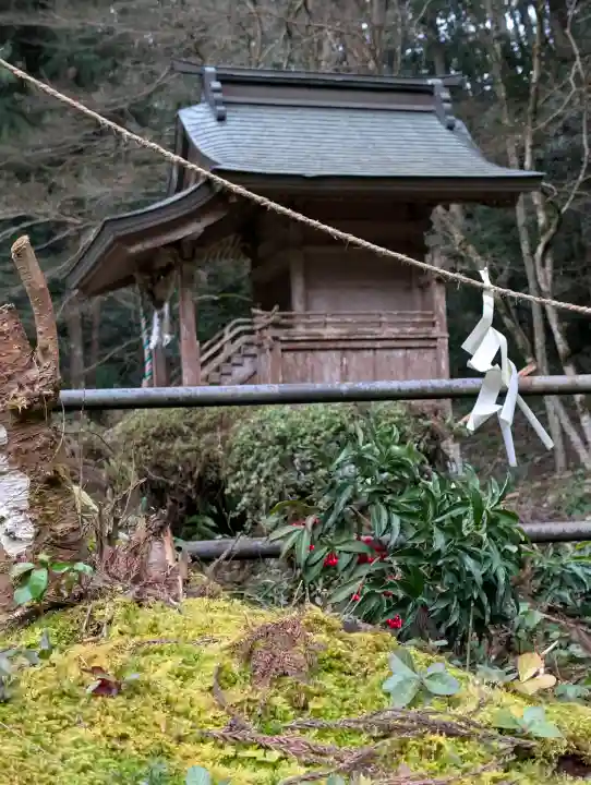 粟鹿神社の{uncategorized: "未分類", other: "その他", undefined: "問題あり", building: "その他建物", grave: "お墓", sacred_gate: "鳥居", guardian: "狛犬", statue: "像", buddha: "仏像", history: "歴史", nature: "自然", garden: "庭園", animal: "動物", pagoda: "塔", temizu: "手水舎", mountain_gate: "山門・神門", sanctuary: "本殿・本堂", subordinate: "末社・摂社", art: "芸術", scenery: "景色", jizo: "地蔵", ema: "絵馬", goshuin: "御朱印", omikuji: "おみくじ", items: "授与品その他", amulet: "お守り", goshuincho: "御朱印帳", eats: "食事", festival: "お祭り", votive_dance: "神楽", shichigosan: "七五三参", wedding: "結婚式", experience: "体験その他", initially: "初詣", around: "周辺", anti_infection: "感染症対策"}