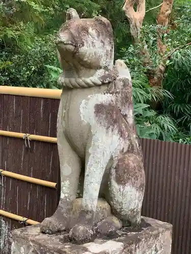 松江城山稲荷神社の狛犬