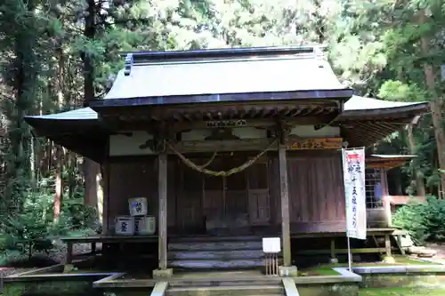 健武山神社の本殿