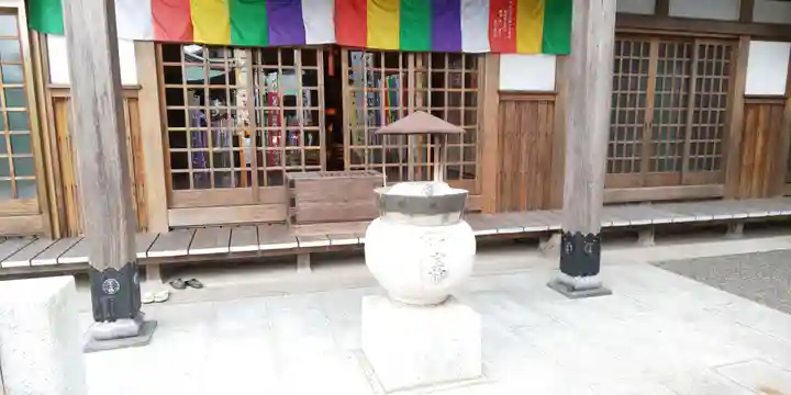 せんき薬師(西福院)の本殿・本堂