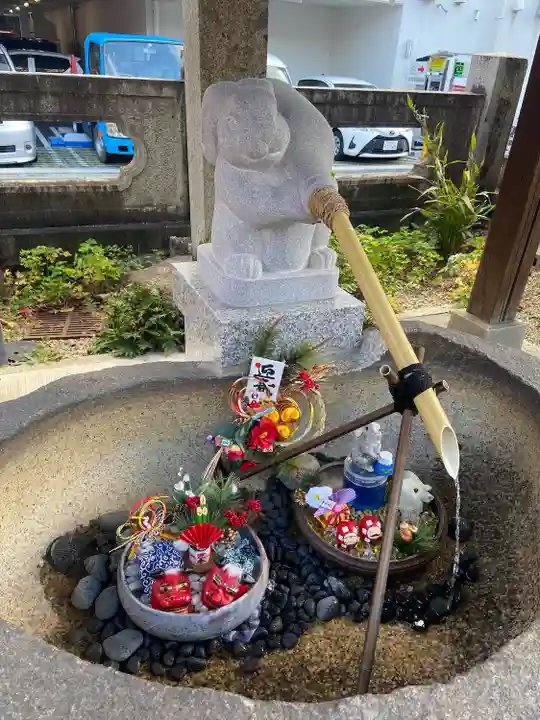 三輪神社の手水舎
