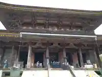 金峯山寺の本殿・本堂
