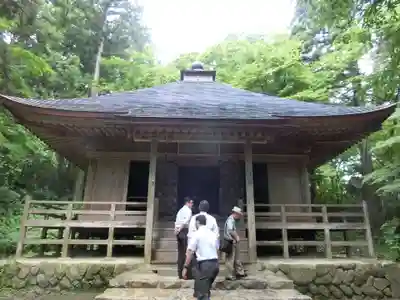 中尊寺の本殿・本堂
