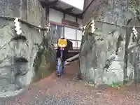 三ツ石神社(岩手県)