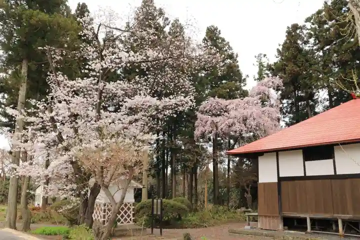 甚日寺のその他建物