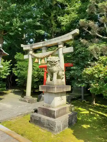 熊野神社の狛犬