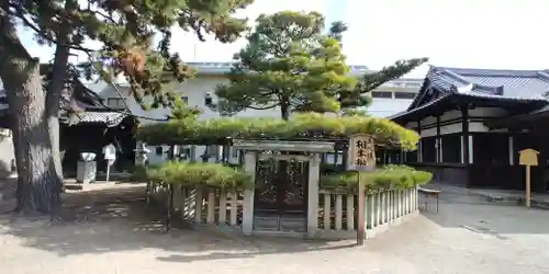 高砂神社の庭園