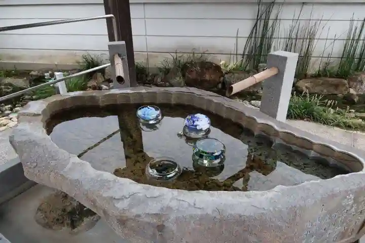 甲山寺の手水舎