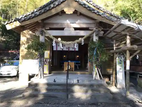中津神社の本殿・本堂