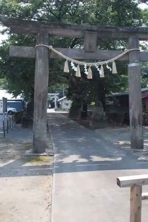 前玉神社の鳥居