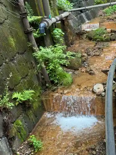 伊香保神社の{uncategorized: "未分類", other: "その他", undefined: "問題あり", building: "その他建物", grave: "お墓", sacred_gate: "鳥居", guardian: "狛犬", statue: "像", buddha: "仏像", history: "歴史", nature: "自然", garden: "庭園", animal: "動物", pagoda: "塔", temizu: "手水舎", mountain_gate: "山門・神門", sanctuary: "本殿・本堂", subordinate: "末社・摂社", art: "芸術", scenery: "景色", jizo: "地蔵", ema: "絵馬", goshuin: "御朱印", omikuji: "おみくじ", items: "授与品その他", amulet: "お守り", goshuincho: "御朱印帳", eats: "食事", festival: "お祭り", votive_dance: "神楽", shichigosan: "七五三参", wedding: "結婚式", experience: "体験その他", initially: "初詣", around: "周辺", anti_infection: "感染症対策"}