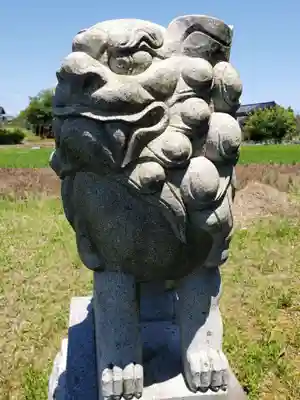 家栄神社の狛犬