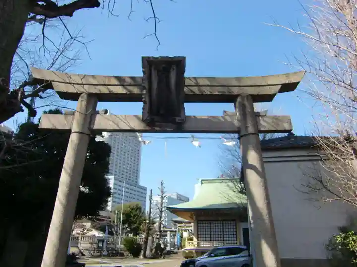 白鬚神社の鳥居
