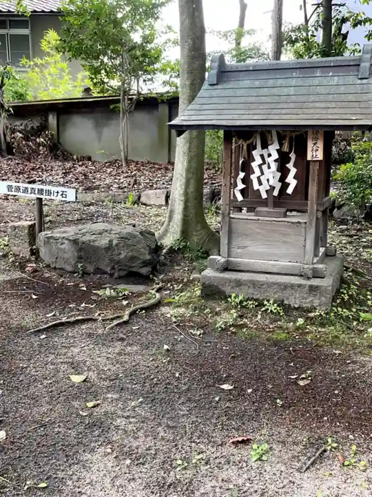 離宮八幡宮の末社・摂社