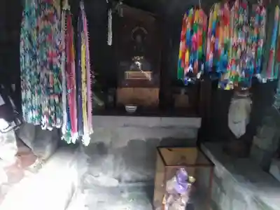 宝山寺の本殿・本堂