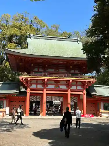 武蔵一宮氷川神社の山門