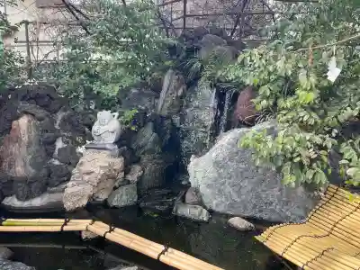 厳島神社（川越熊野神社境内）の{uncategorized: "未分類", other: "その他", undefined: "問題あり", building: "その他建物", grave: "お墓", sacred_gate: "鳥居", guardian: "狛犬", statue: "像", buddha: "仏像", history: "歴史", nature: "自然", garden: "庭園", animal: "動物", pagoda: "塔", temizu: "手水舎", mountain_gate: "山門・神門", sanctuary: "本殿・本堂", subordinate: "末社・摂社", art: "芸術", scenery: "景色", jizo: "地蔵", ema: "絵馬", goshuin: "御朱印", omikuji: "おみくじ", items: "授与品その他", amulet: "お守り", goshuincho: "御朱印帳", eats: "食事", festival: "お祭り", votive_dance: "神楽", shichigosan: "七五三参", wedding: "結婚式", experience: "体験その他", initially: "初詣", around: "周辺", anti_infection: "感染症対策"}