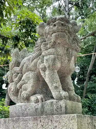 蜂田神社の狛犬