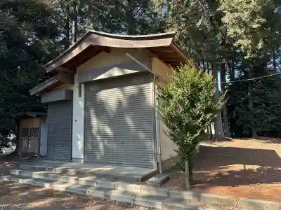 雷電神社の{uncategorized: "未分類", other: "その他", undefined: "問題あり", building: "その他建物", grave: "お墓", sacred_gate: "鳥居", guardian: "狛犬", statue: "像", buddha: "仏像", history: "歴史", nature: "自然", garden: "庭園", animal: "動物", pagoda: "塔", temizu: "手水舎", mountain_gate: "山門・神門", sanctuary: "本殿・本堂", subordinate: "末社・摂社", art: "芸術", scenery: "景色", jizo: "地蔵", ema: "絵馬", goshuin: "御朱印", omikuji: "おみくじ", items: "授与品その他", amulet: "お守り", goshuincho: "御朱印帳", eats: "食事", festival: "お祭り", votive_dance: "神楽", shichigosan: "七五三参", wedding: "結婚式", experience: "体験その他", initially: "初詣", around: "周辺", anti_infection: "感染症対策"}