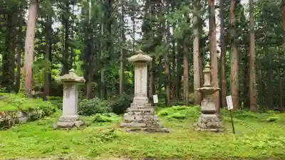 大日寺跡湯殿山神社(山形県)