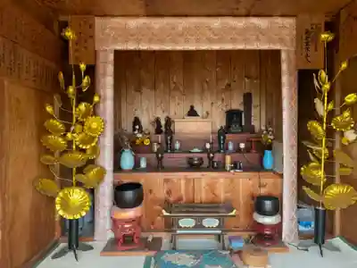 八幡神社の本殿・本堂