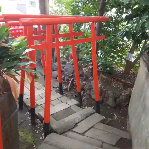 品川神社の鳥居