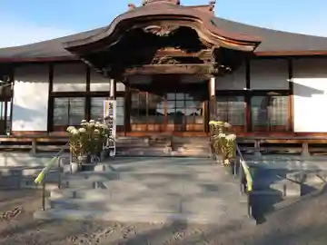 壬生寺の本殿・本堂