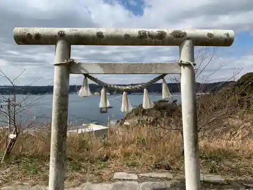 鳴海神社の鳥居