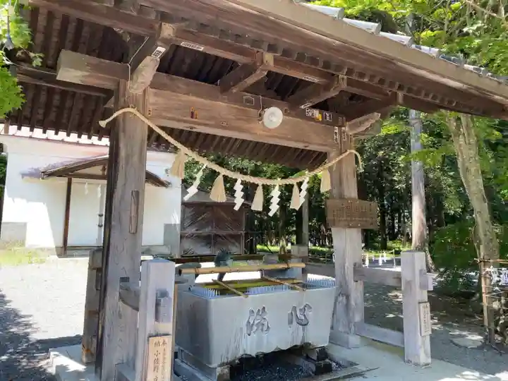 冨士御室浅間神社の手水舎