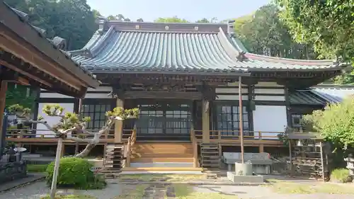 仙年寺の本殿