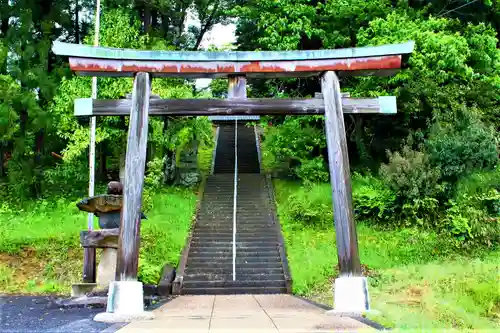 宇留布神社の鳥居