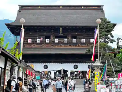 善光寺の山門・神門