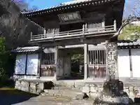 秩父札所三十二番 法性寺の山門・神門