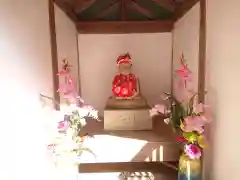 祠（地蔵）の地蔵