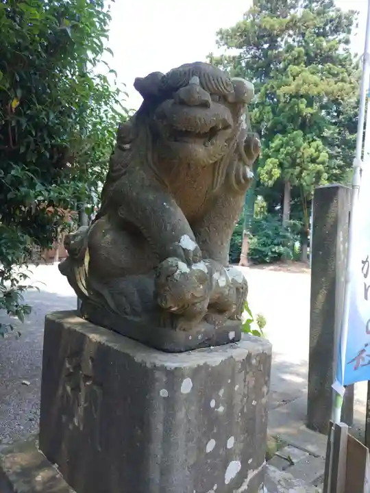 宇都母知神社の狛犬