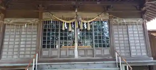 巖室神社の本殿・本堂